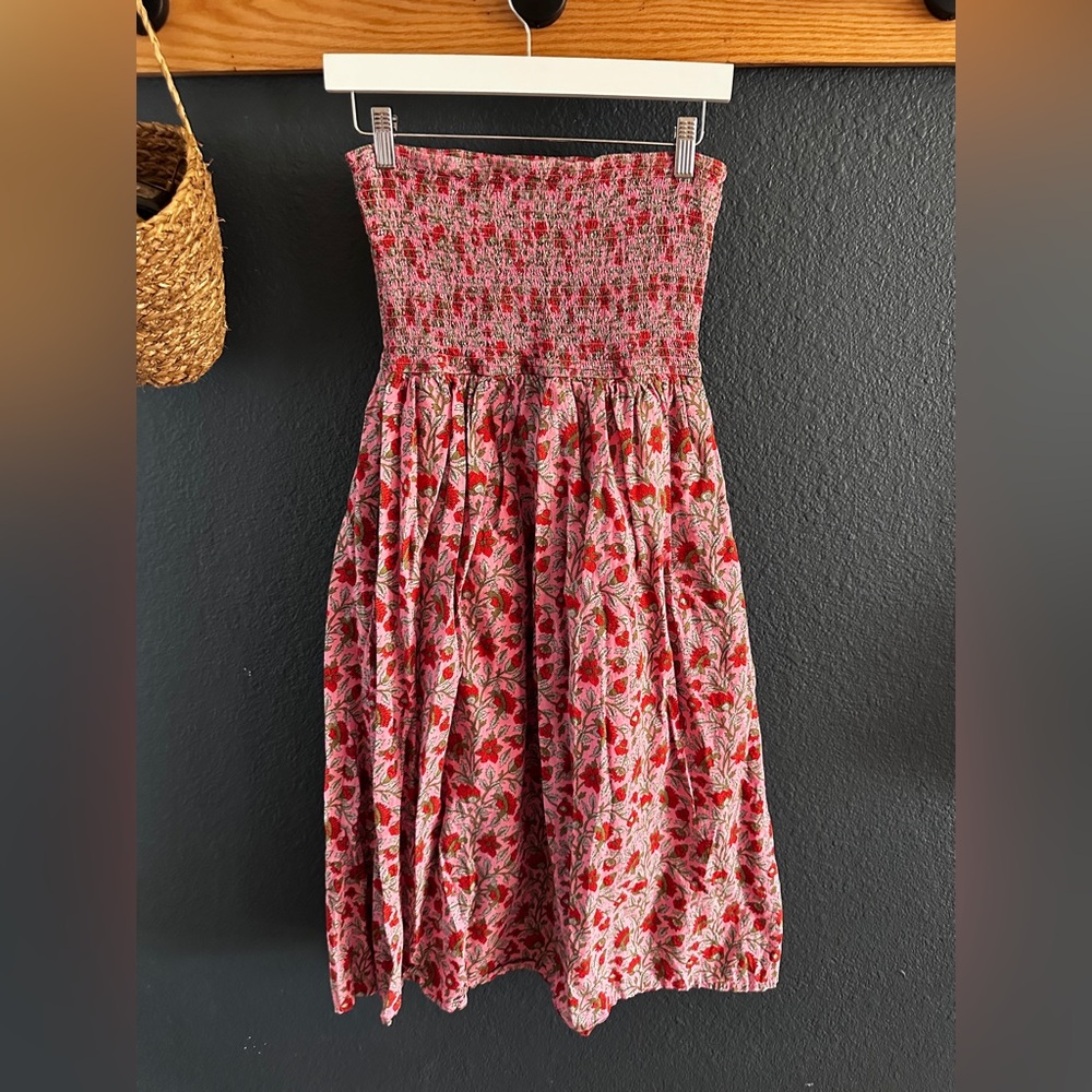 DRA Los Angeles smocked strapless floral dress